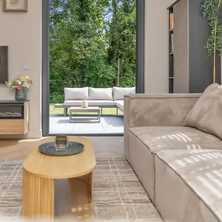 Holiday home Ultra Luxe Wellness Vakantiewoning - Grote Prive Jacuzzi - 6 Personen