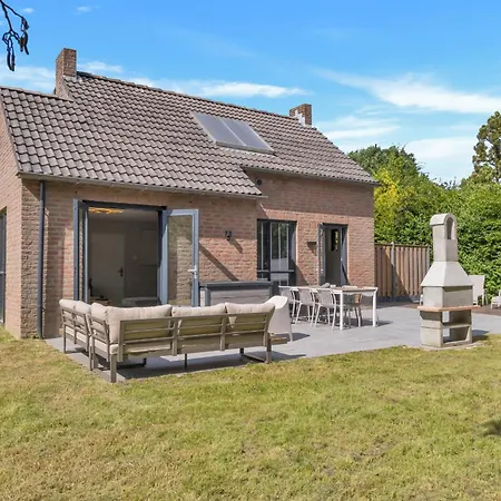 Holiday home Ultra Luxe Wellness Vakantiewoning - Grote Prive Jacuzzi - 6 Personen *