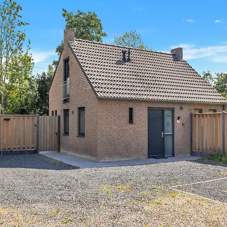 Holiday home Ultra Luxe Wellness Vakantiewoning - Grote Prive Jacuzzi - 6 Personen Ewijk