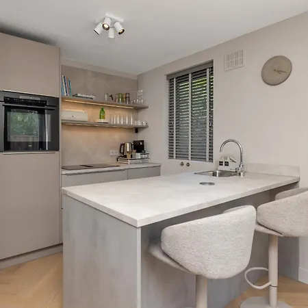 Ultra Luxe Wellness Vakantiewoning - Grote Prive Jacuzzi - 6 Personen Holiday home *