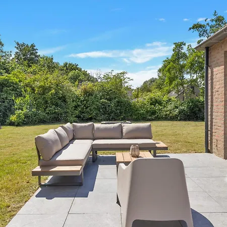 Holiday home Ultra Luxe Wellness Vakantiewoning - Grote Prive Jacuzzi - 6 Personen Ewijk