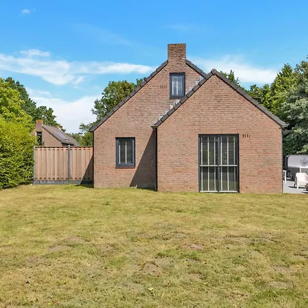 Ultra Luxe Wellness Vakantiewoning - Grote Privé Jacuzzi - 6 Personen Vakantiehuis Ewijk